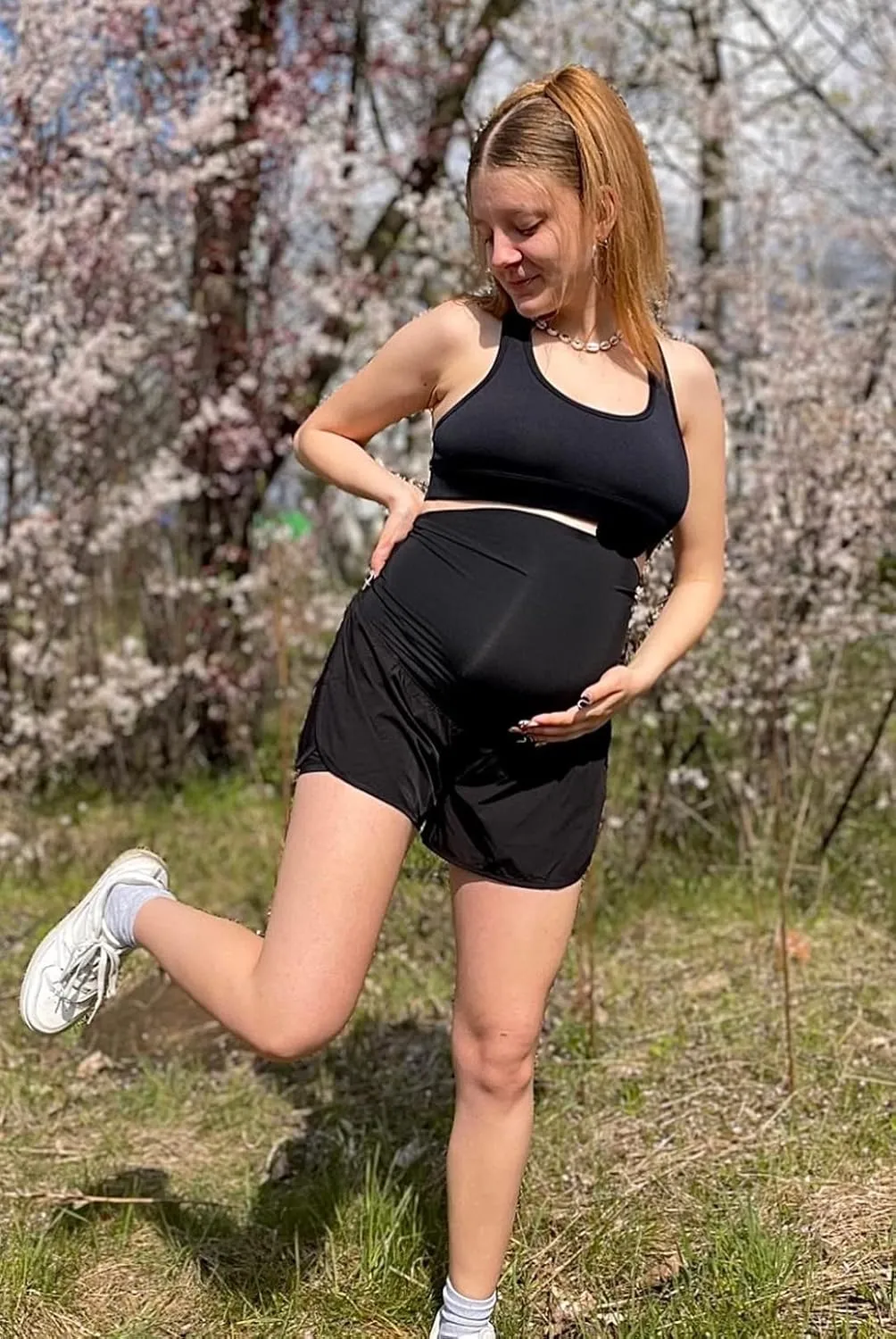 Maacie Women Maternity Layered Fast Drying Yoga Shorts with Liner Inner Pocket